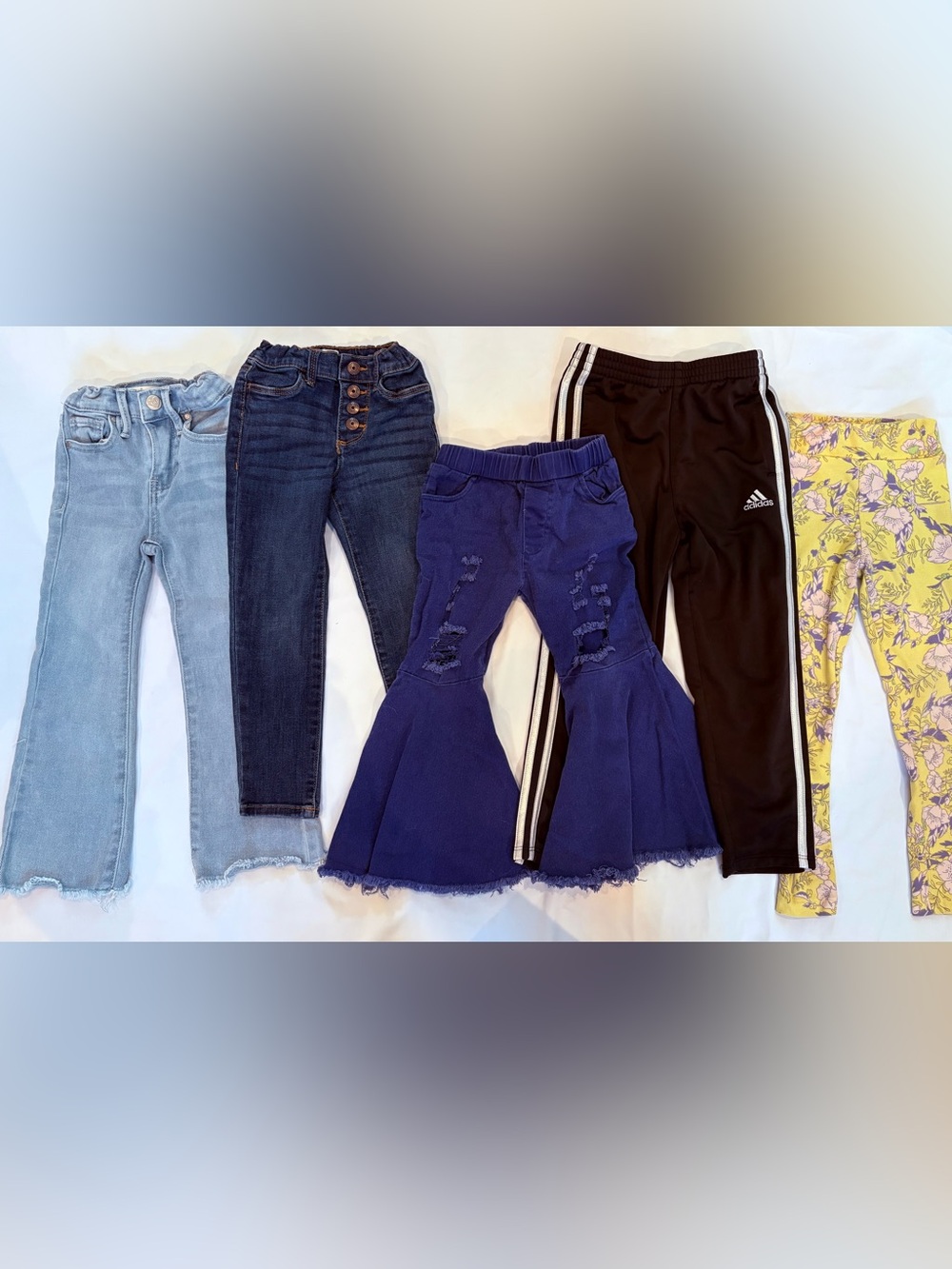 Bundle of 5 Pairs of Toddler Jeans/Leggings!